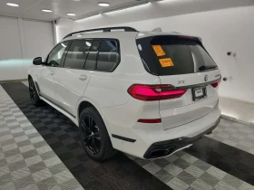 BMW X7 M50I| SWAROWSKI| SKY LOUNGE| МАСАЖИ| 7 МЕСТЕН| , снимка 4
