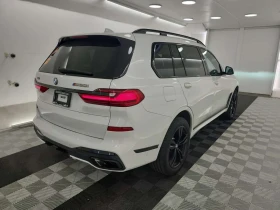 BMW X7 M50I| SWAROWSKI| SKY LOUNGE| МАСАЖИ| 7 МЕСТЕН|  - 37900 € / 74125.96 лв. - 30330454 3
