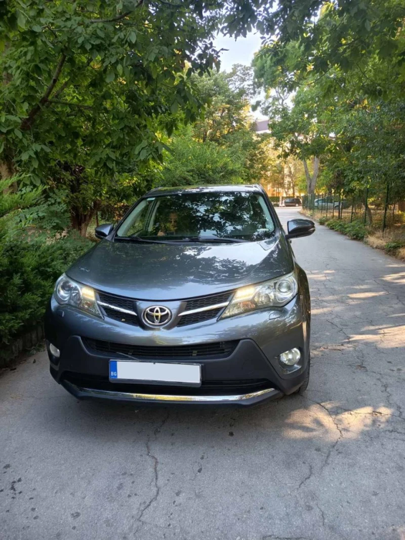 Toyota Rav4 джип