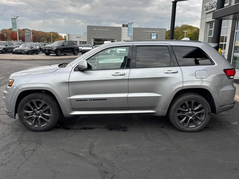 Jeep Grand cherokee High Altitude* 8ZF* Distr* H/K* Въздушно* Обдух* , снимка 2 - Автомобили и джипове - 52318015