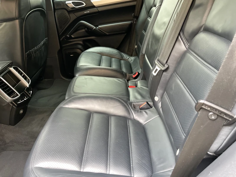 Porsche Cayenne S#4.8i#400KC#ЛИЗИНГ#КАТО НОВ!, снимка 8 - Автомобили и джипове - 52593419