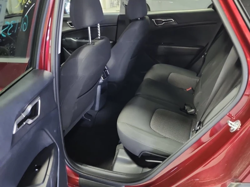 Kia Sportage * LX * CARFAX * БЕЗ ПЪРВОНАЧАЛНА ВНОСКА, снимка 12 - Автомобили и джипове - 52814215