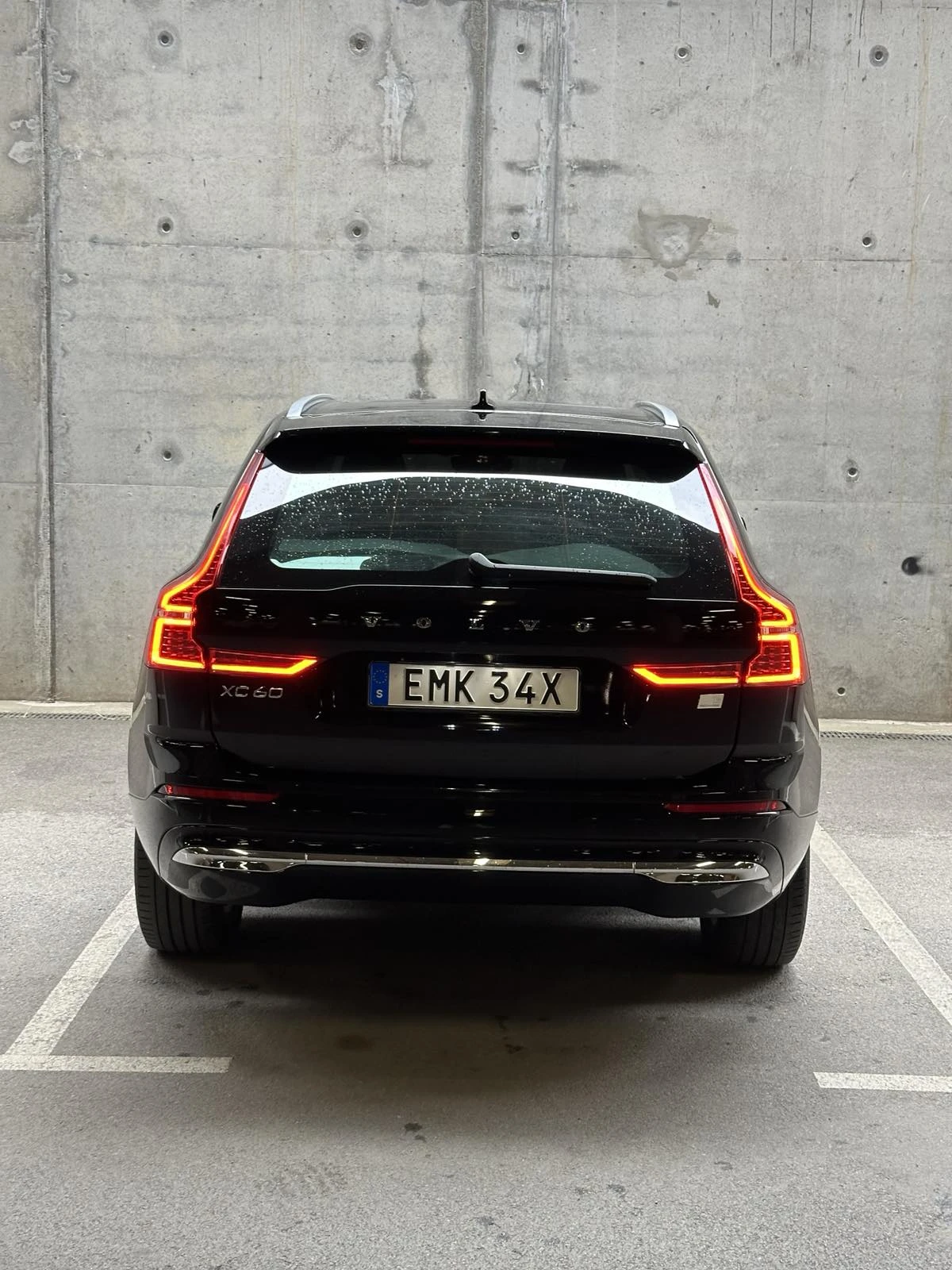 Volvo XC60 Plug In Hybrid* Inscription* AWD* Pano*  - изображение 6