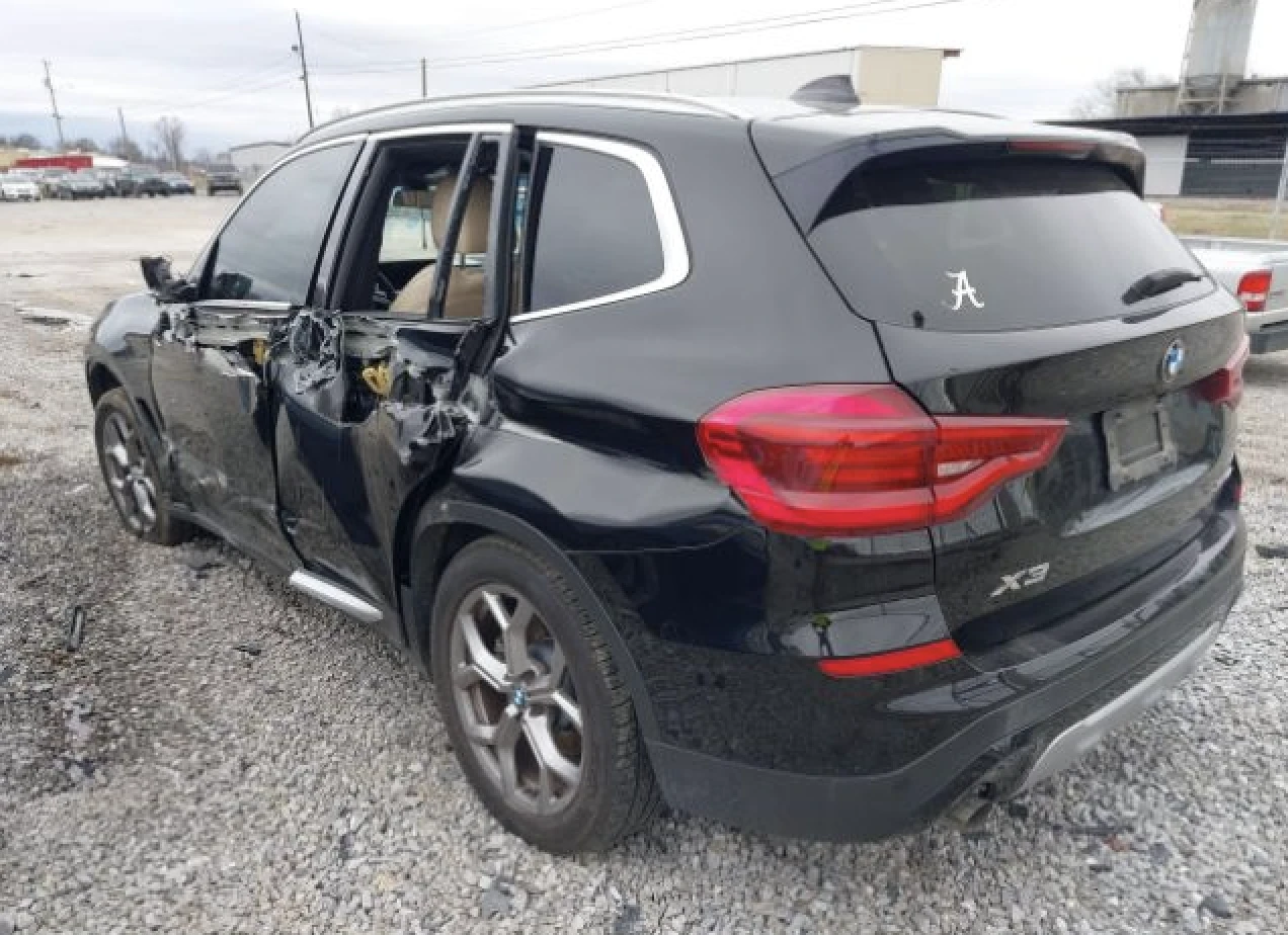 BMW X3 XDRIVE* KEYLESS* ПОДГРЕВ* ПАНОРАМА* МЪРТВА ТОЧКА - изображение 4