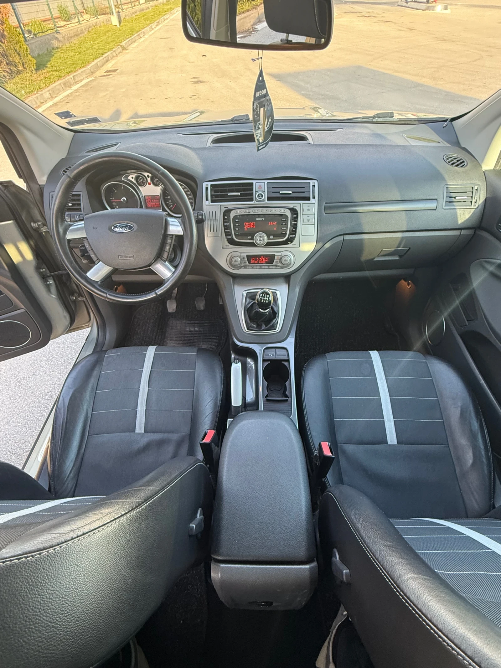 Ford Kuga  - изображение 7