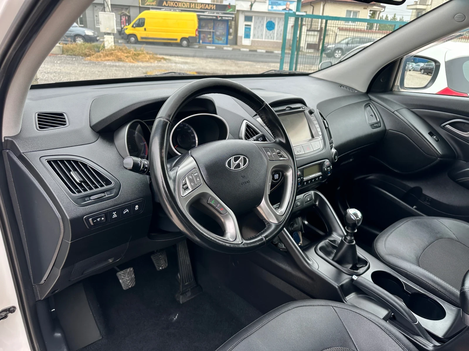 Hyundai IX35 2.0 4X4 FACE  - изображение 10