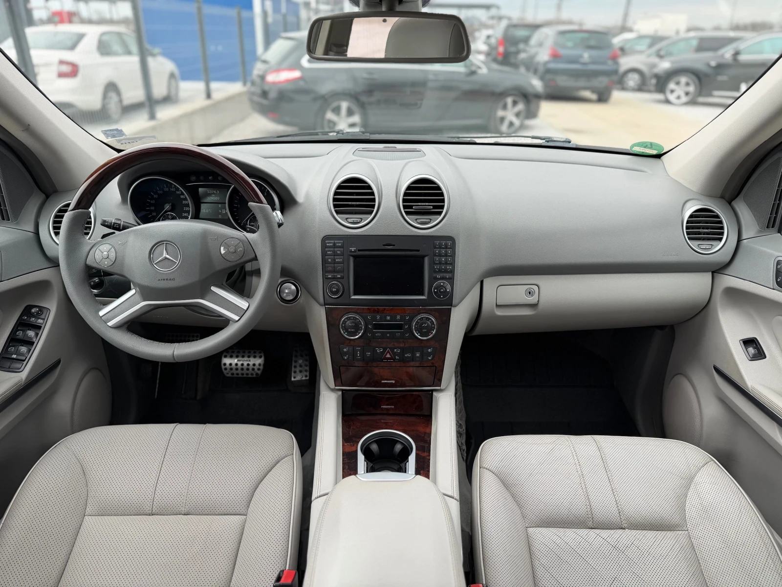 Mercedes-Benz ML 350, снимка 8 - Автомобили и джипове - 53901166