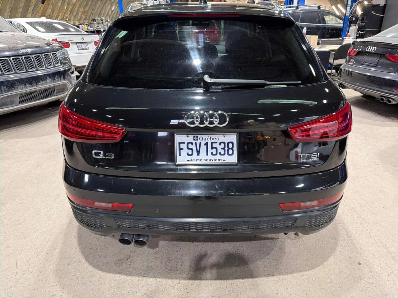 Audi Q3 TECHNIK QUATTRO * LED* ПОДГРЕВИ* ПАНОРАМА* КАМЕРА*, снимка 5 - Автомобили и джипове - 53930128