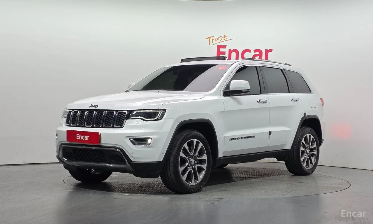 Jeep Grand cherokee 3.6* V6* 8ZF* ПОДГРЕВ* ОБДУХВАНЕ* КАМЕРА* КЕЙЛЕС* 