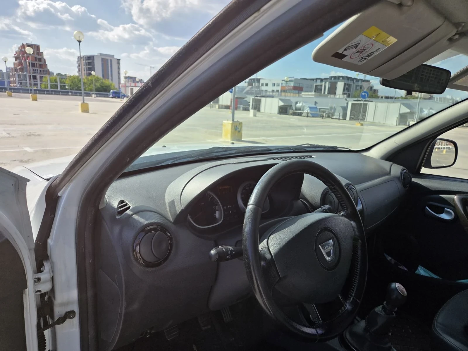 Dacia Duster 1, 6 бензин 4* 4, снимка 6 - Автомобили и джипове - 54765484