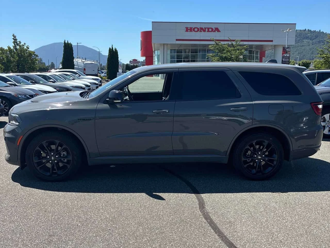 Dodge Durango * R/T Plus AWD * АВТОКРЕДИТ БЕЗ ПЪРВОНАЧАЛНА* , снимка 2 - Автомобили и джипове - 54965595