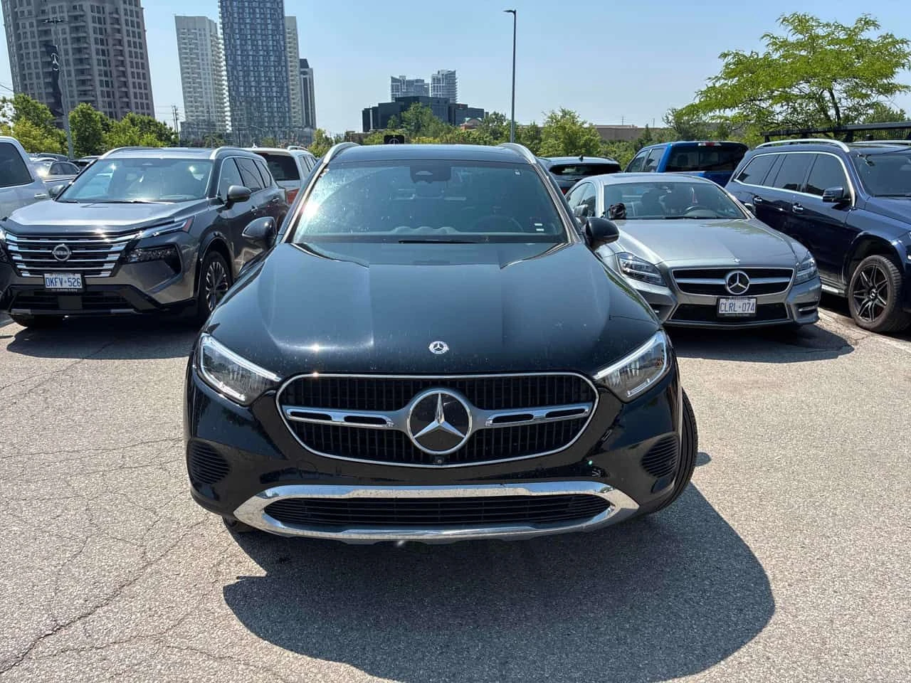 Mercedes-Benz GLC 300 4MATIC/360/ПАНОРАМА/ПОДГРЕВИ/OT MERCEDES, снимка 2 - Автомобили и джипове - 55106062