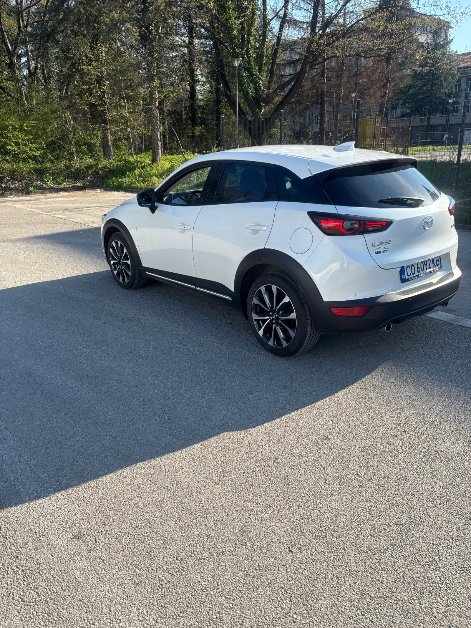 Mazda CX-3, снимка 3 - Автомобили и джипове - 55213172