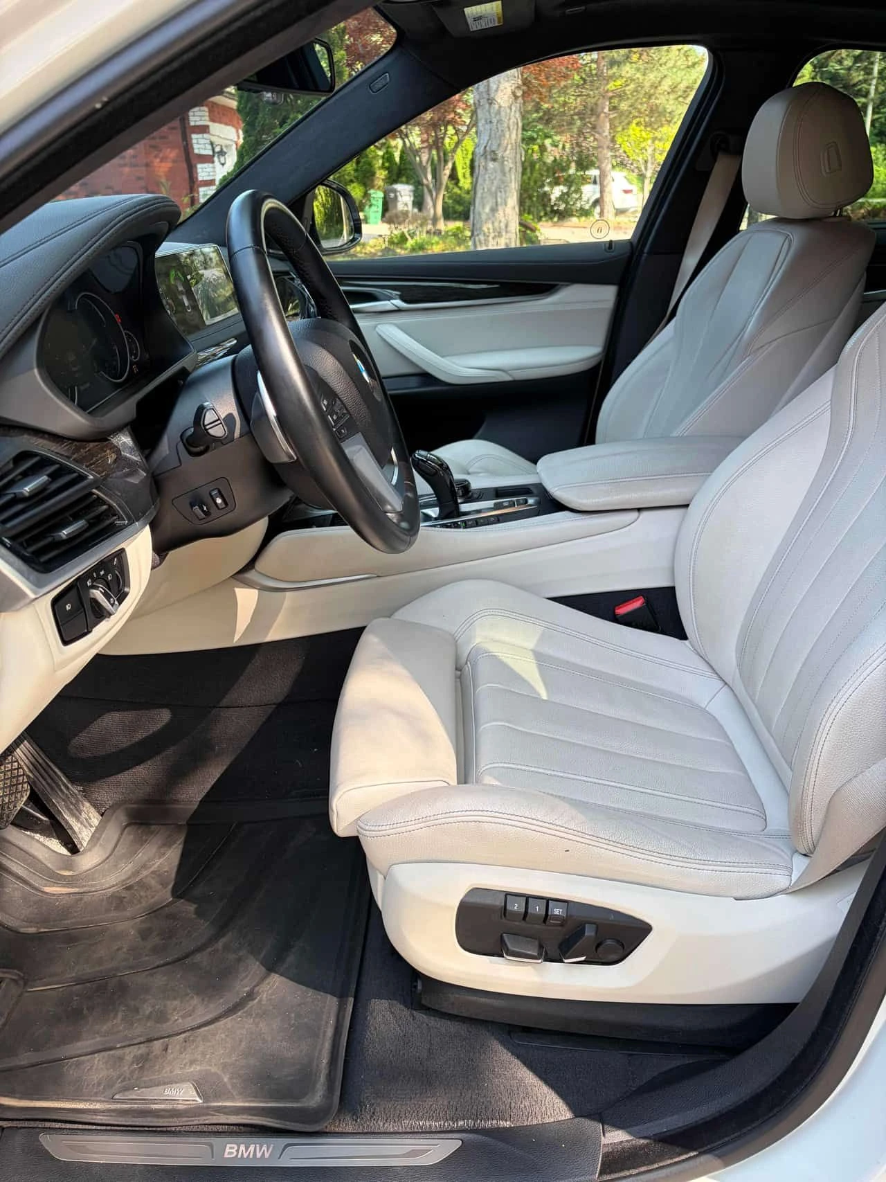 BMW X6  xDrive35i / 360 / Harman Kardon / АВТОКРЕДИТ , снимка 5 - Автомобили и джипове - 55500350