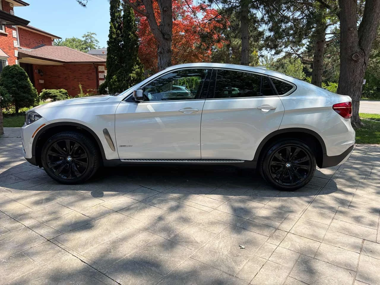 BMW X6  xDrive35i / 360 / Harman Kardon / АВТОКРЕДИТ , снимка 2 - Автомобили и джипове - 55500350
