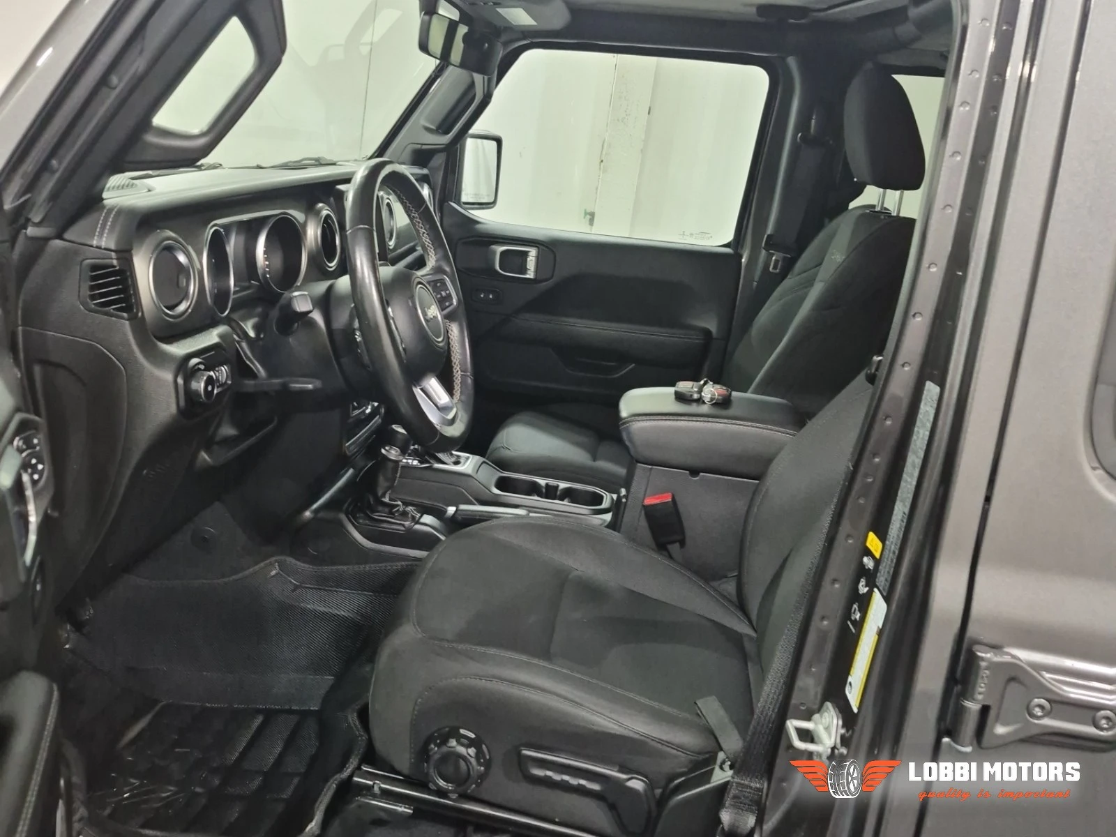 Jeep Wrangler, снимка 5 - Автомобили и джипове - 56102604
