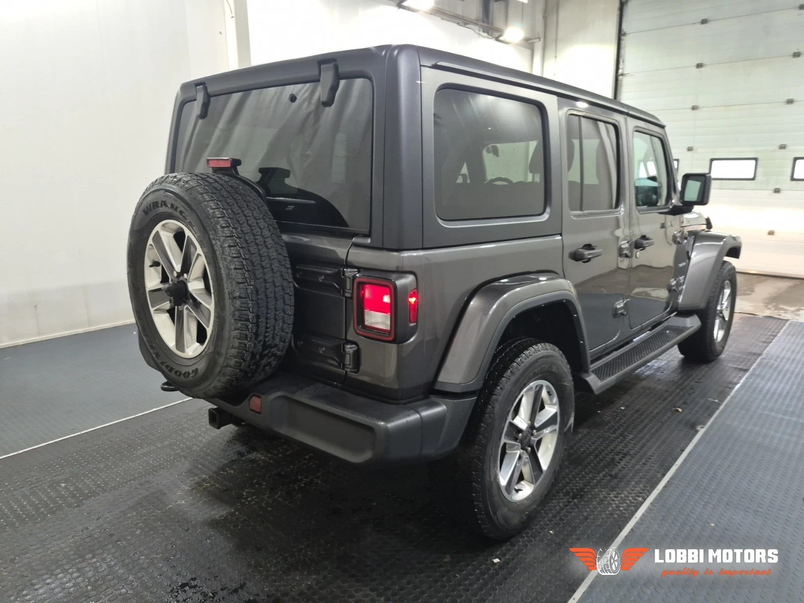 Jeep Wrangler, снимка 3 - Автомобили и джипове - 56102604
