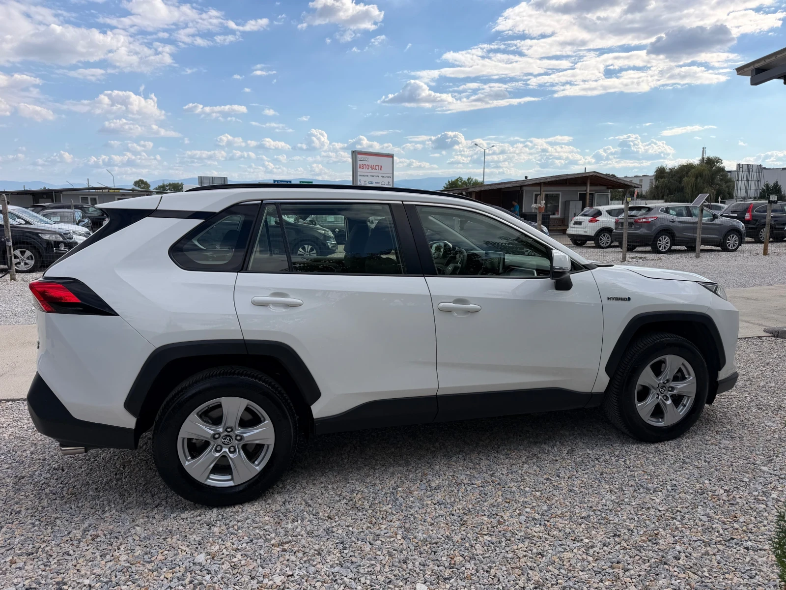 Toyota Rav4 2.5i hybrid 222kc.4x4, снимка 7 - Автомобили и джипове - 56108372
