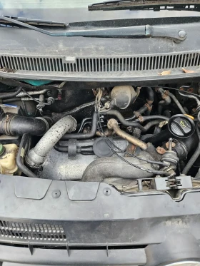 VW T5 Пътнически, Германия нов внос, снимка 12