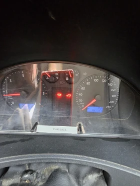 VW T5 Пътнически, Германия нов внос, снимка 11