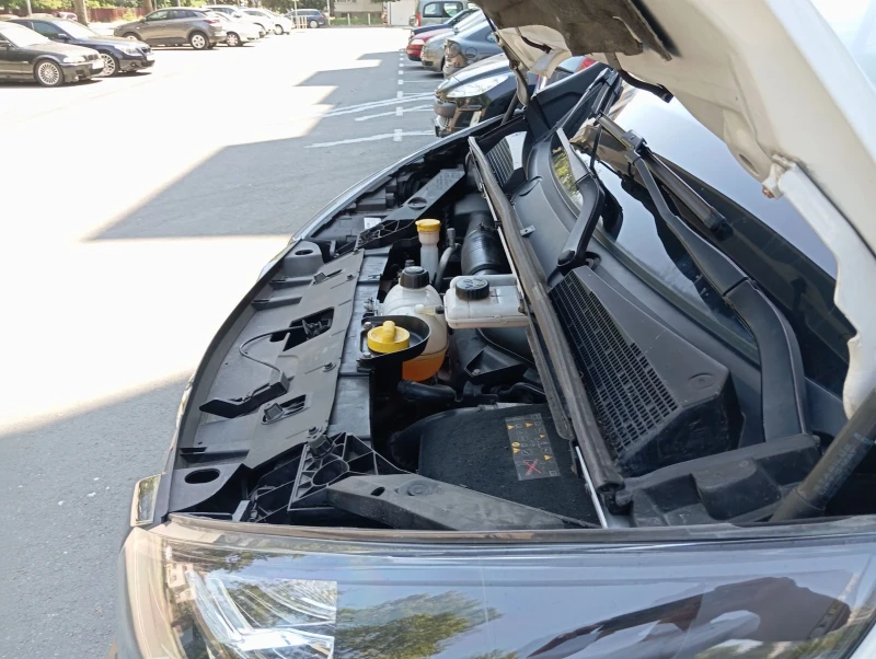 Nissan NV300 2.0 dci 8+ 1места, снимка 15 - Бусове и автобуси - 52664667