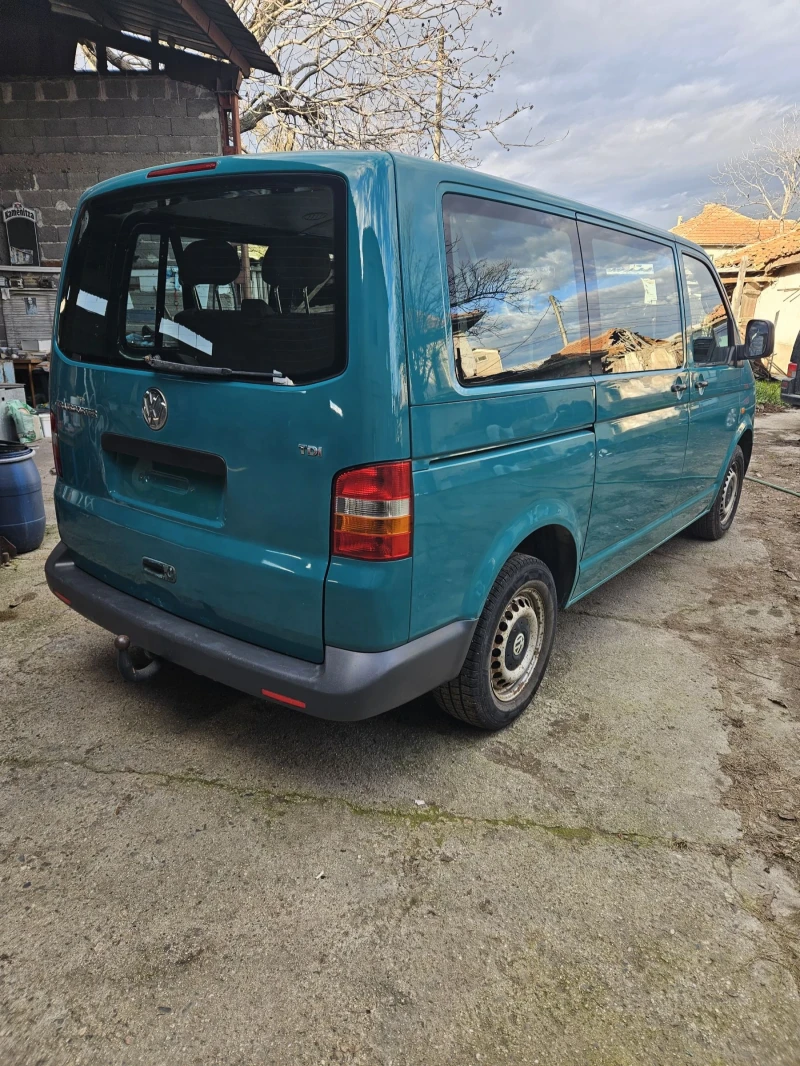 VW T5 Пътнически, Германия нов внос, снимка 3 - Бусове и автобуси - 52966208