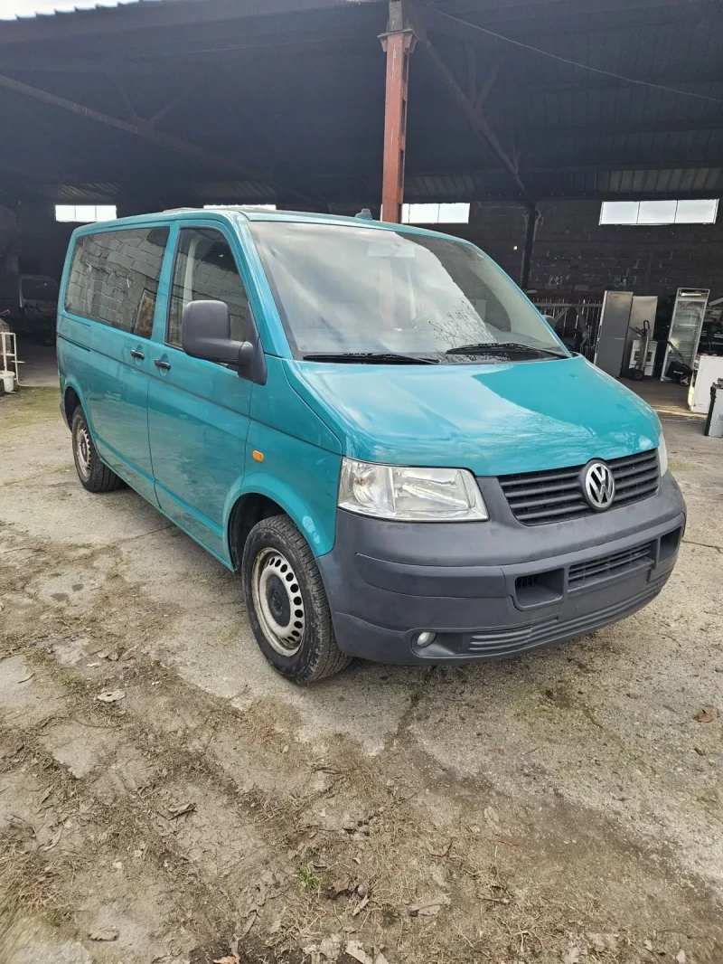 VW T5 Пътнически, Германия нов внос, снимка 4 - Бусове и автобуси - 52966208