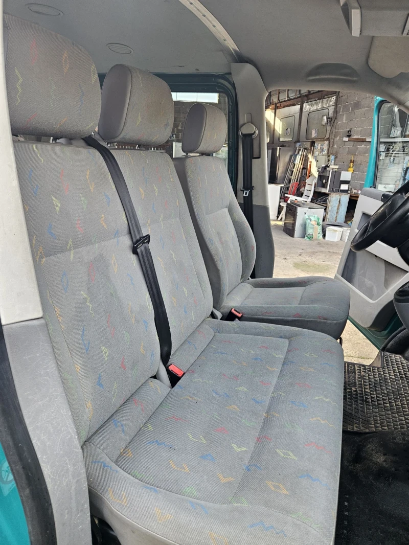 VW T5 Пътнически, Германия нов внос, снимка 15 - Бусове и автобуси - 52966208
