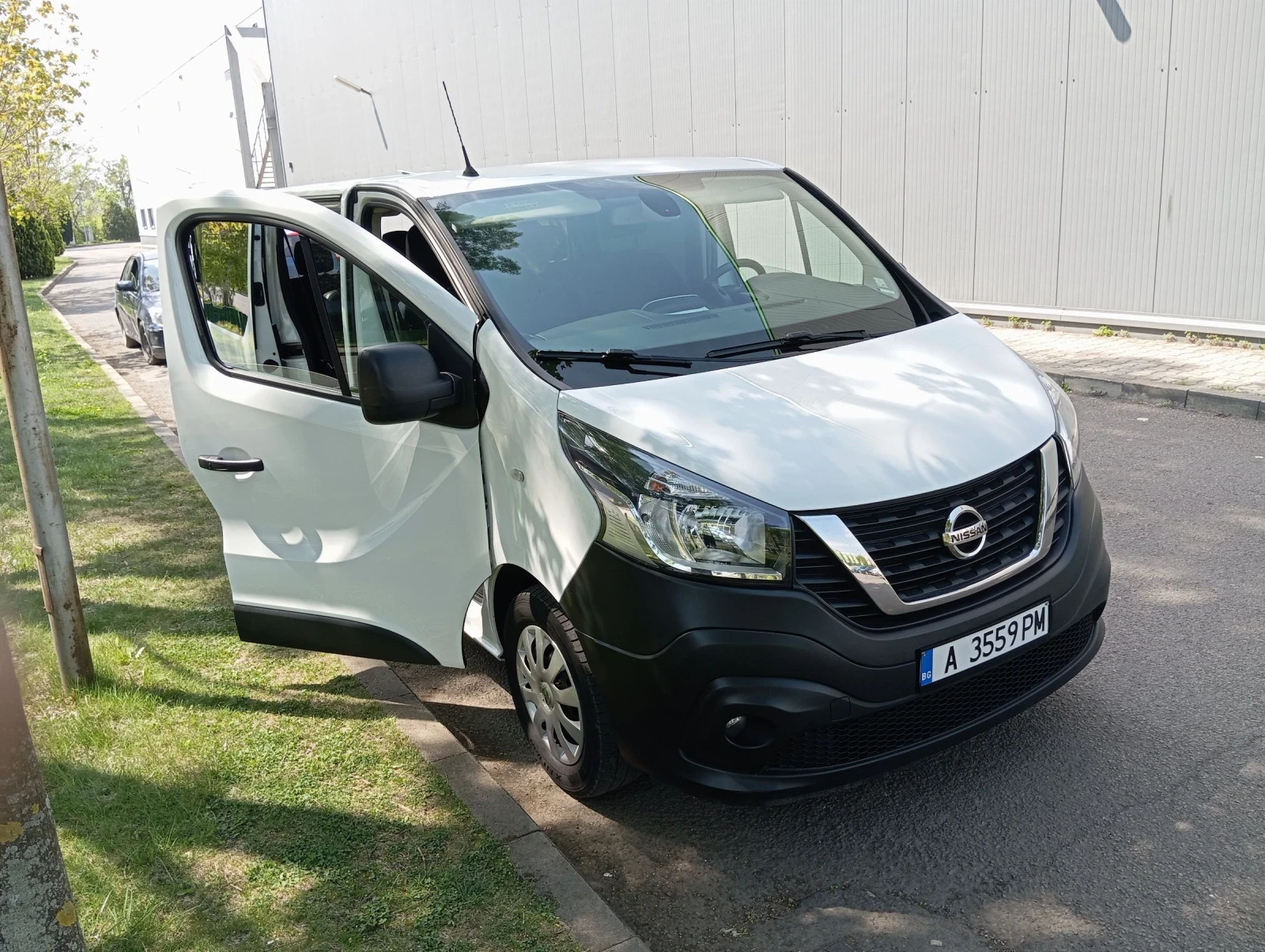 Nissan NV300 2.0 dci 8+ 1места - изображение 9