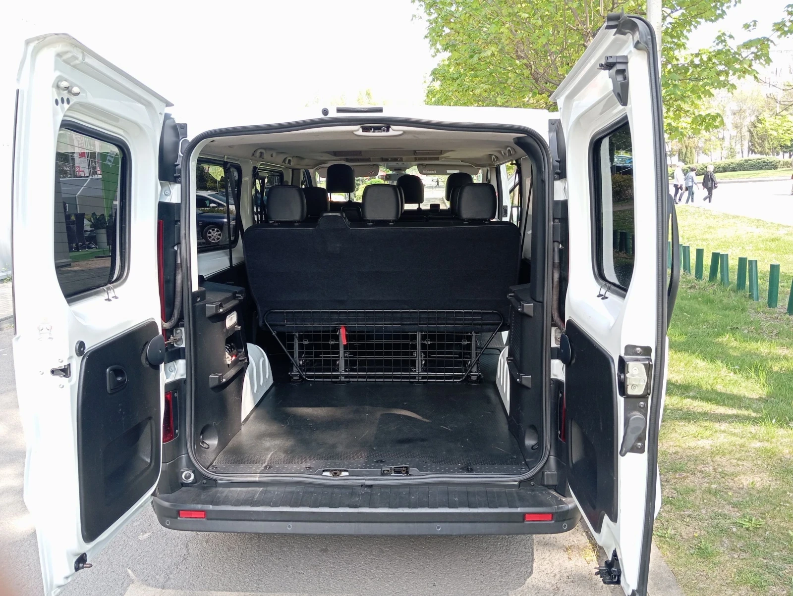 Nissan NV300 2.0 dci 8+ 1места - изображение 8