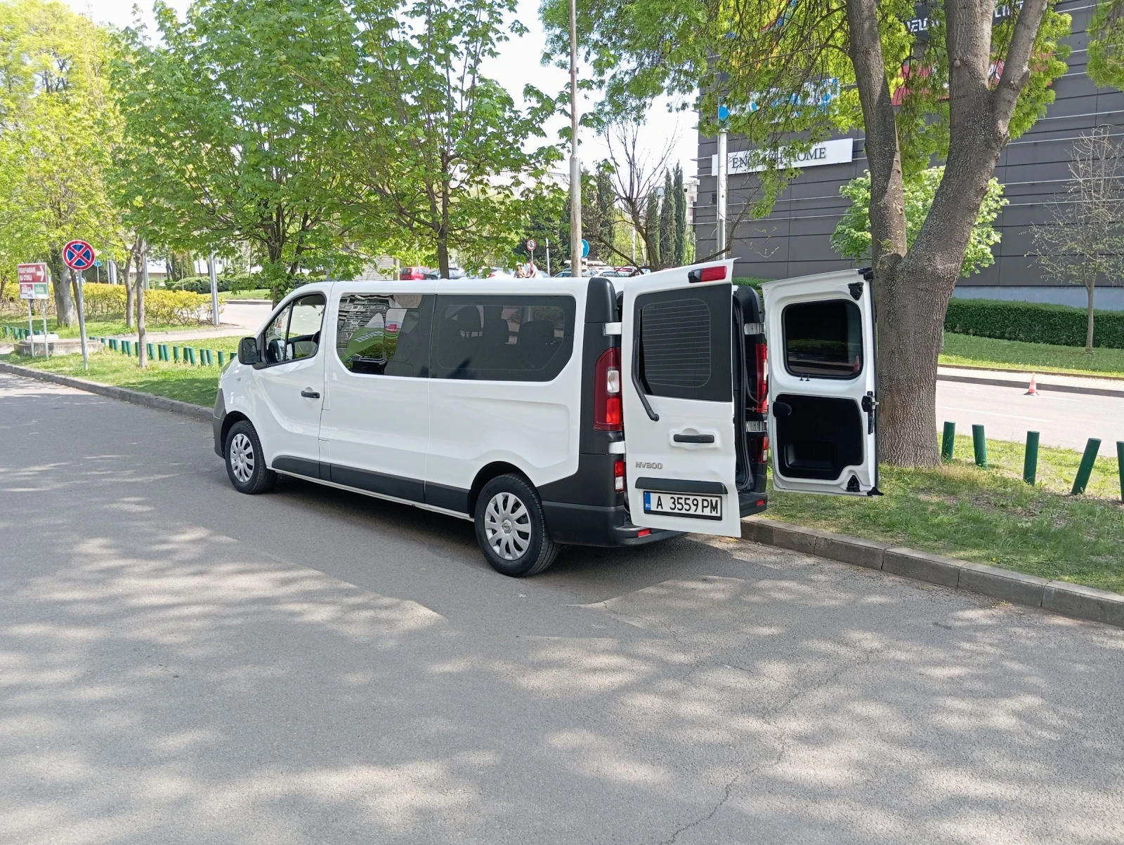 Nissan NV300 2.0 dci 8+ 1места - изображение 7