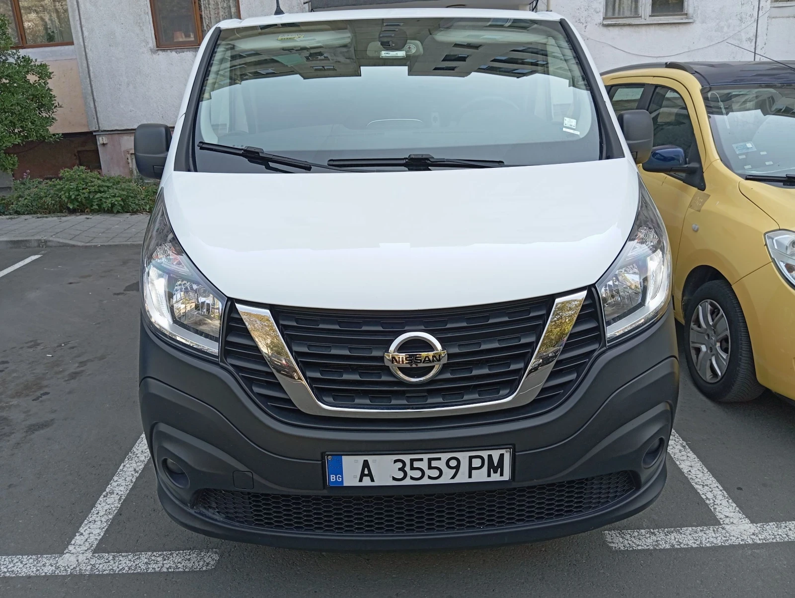 Nissan NV300 2.0 dci 8+ 1места - изображение 2