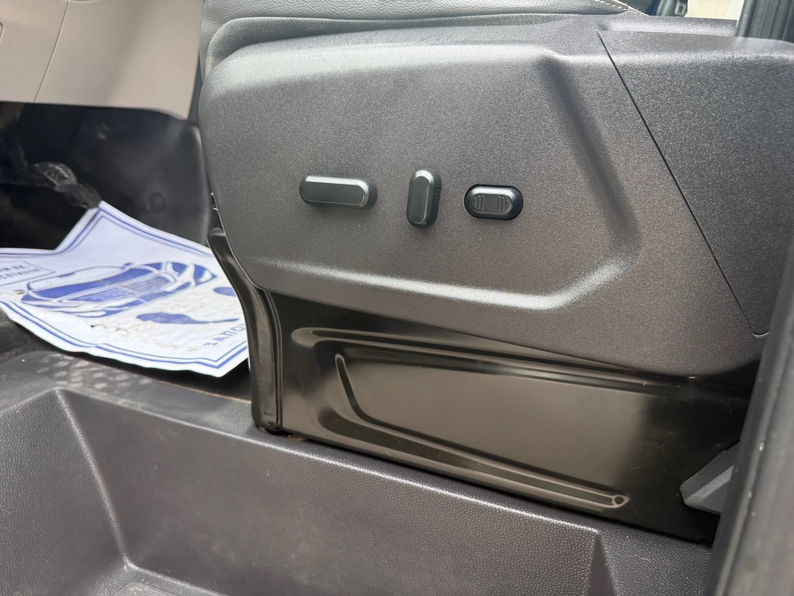 Ford Transit Custom 2.2, снимка 11 - Бусове и автобуси - 54785896