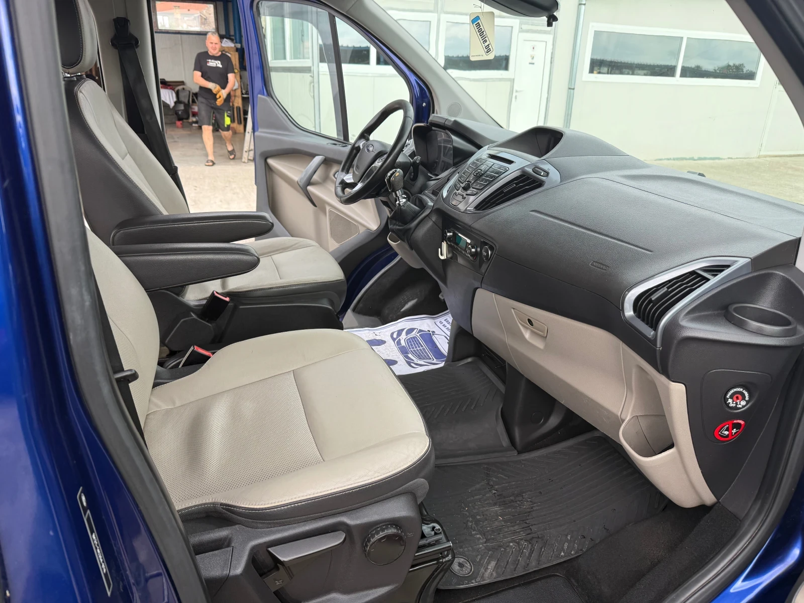 Ford Transit Custom 2.2, снимка 14 - Бусове и автобуси - 54785896