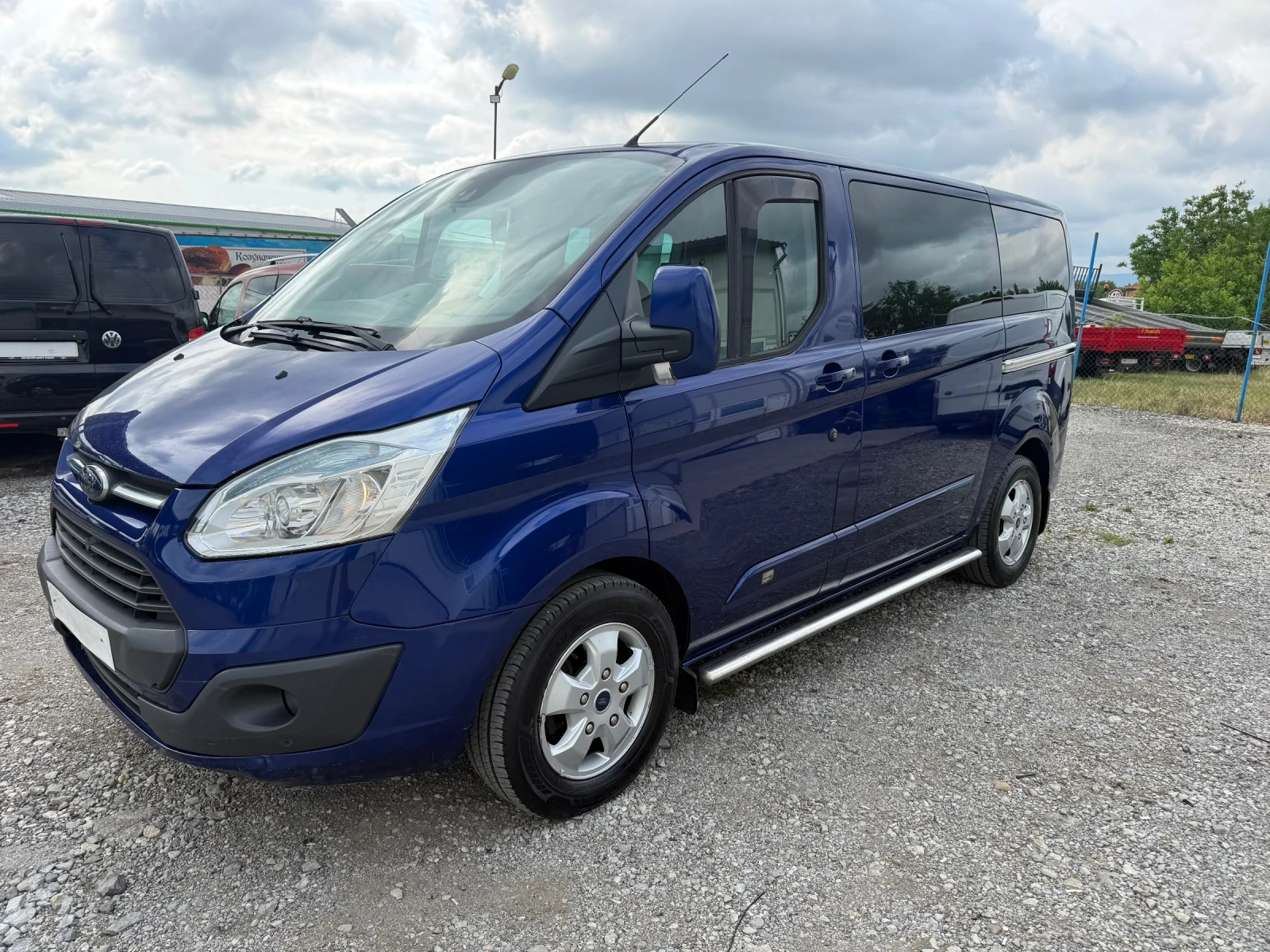 Ford Transit Custom 2.2, снимка 2 - Бусове и автобуси - 54785896