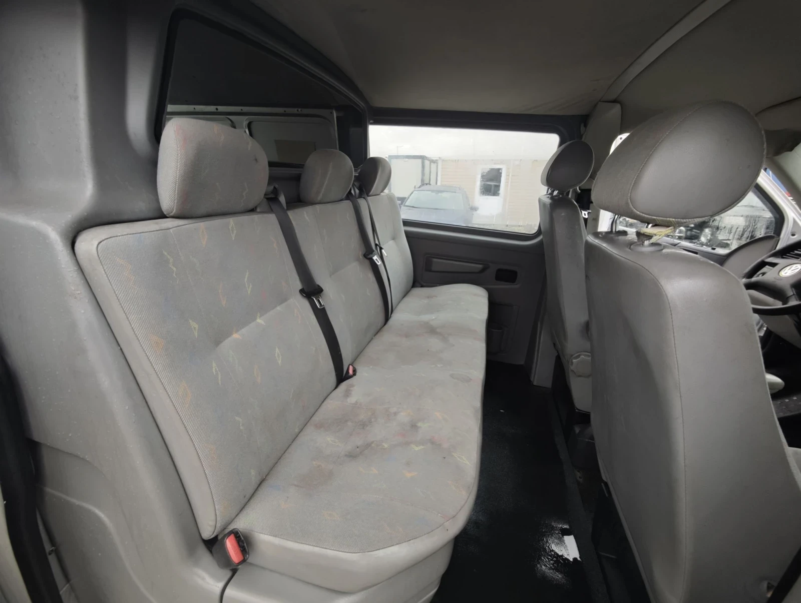 VW T5 2.5, снимка 11 - Бусове и автобуси - 56527740
