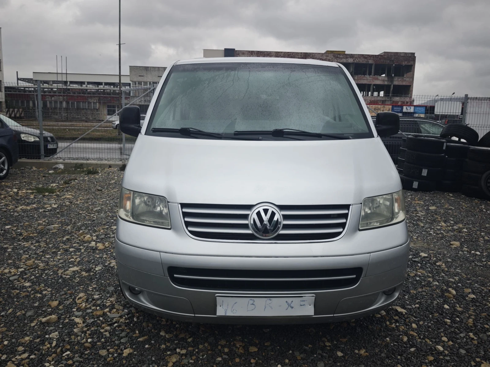 VW T5 2.5, снимка 2 - Бусове и автобуси - 56527740