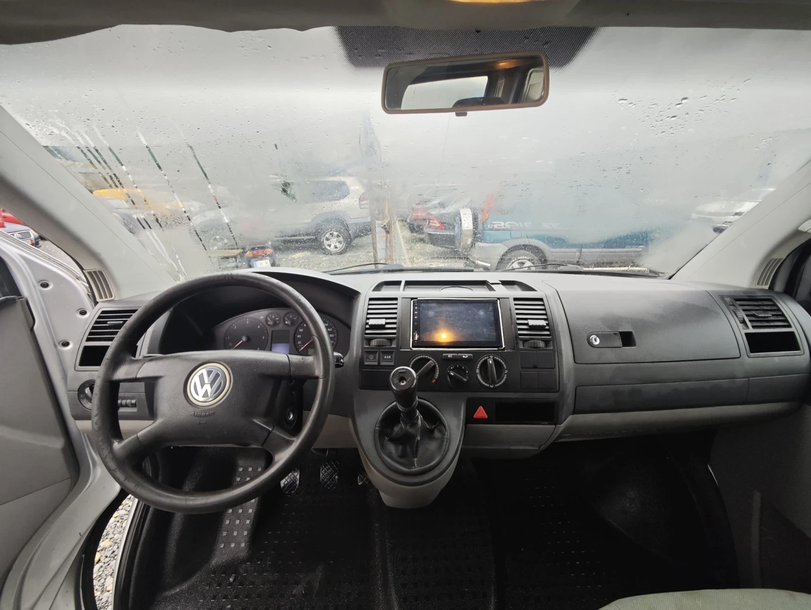 VW T5 2.5, снимка 12 - Бусове и автобуси - 56527740