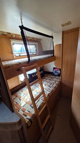 Кемпер Burstner A574-3 Рампа за мотор! 69000км !, снимка 14