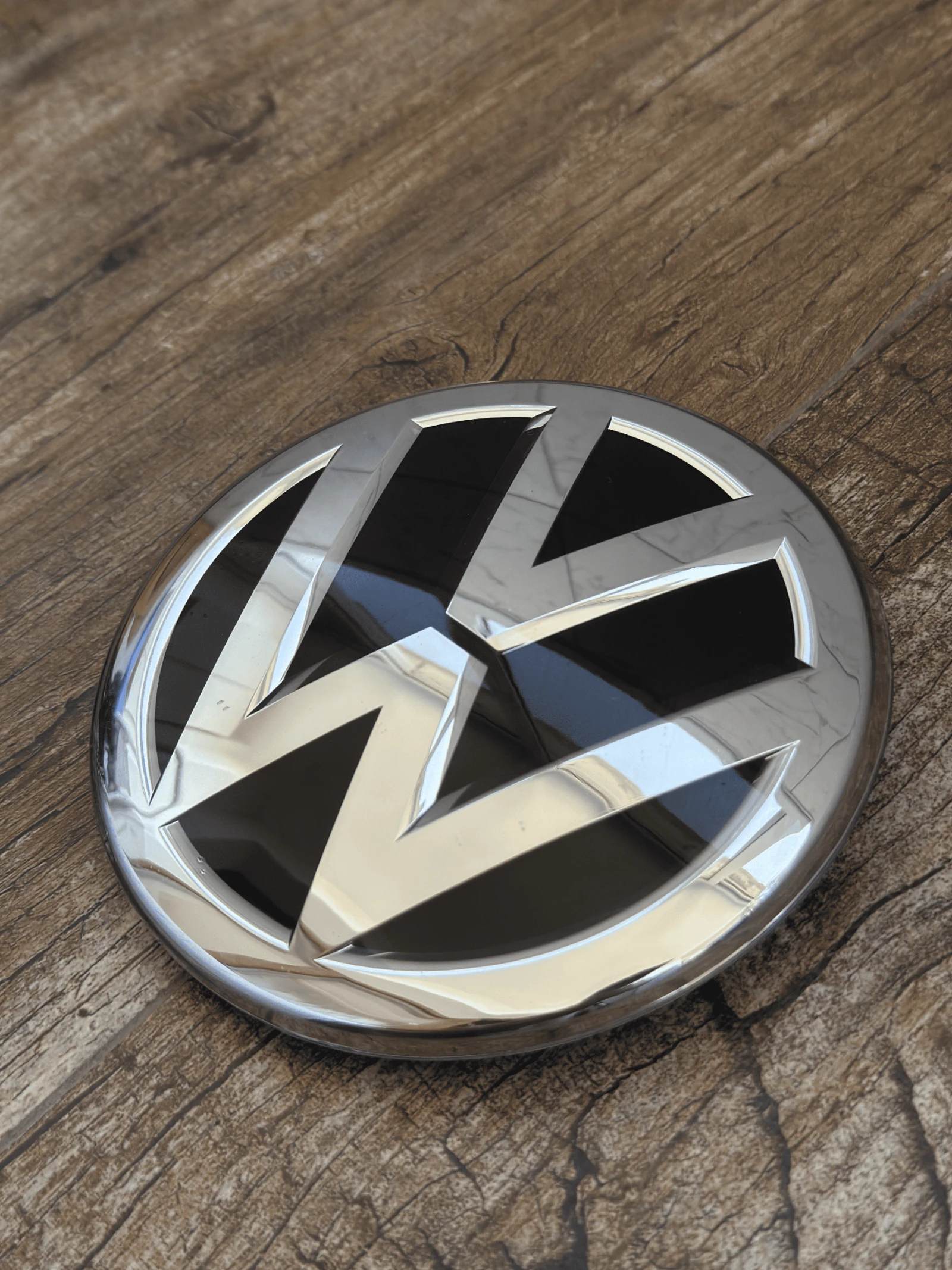 VW емблема Passat B8 2016 USA