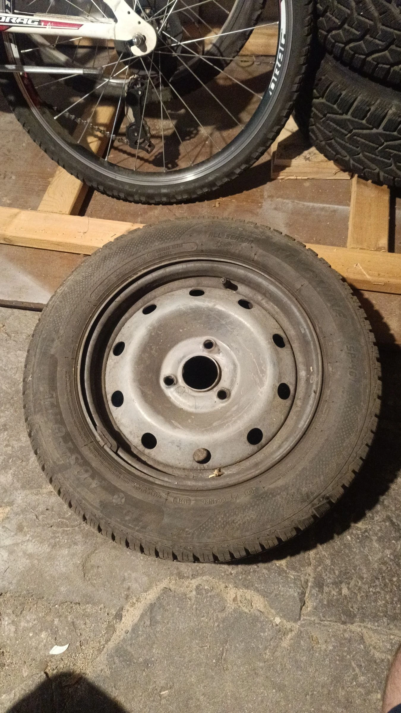    155/70R13  Peugeot 106 | Mobile.bg   7