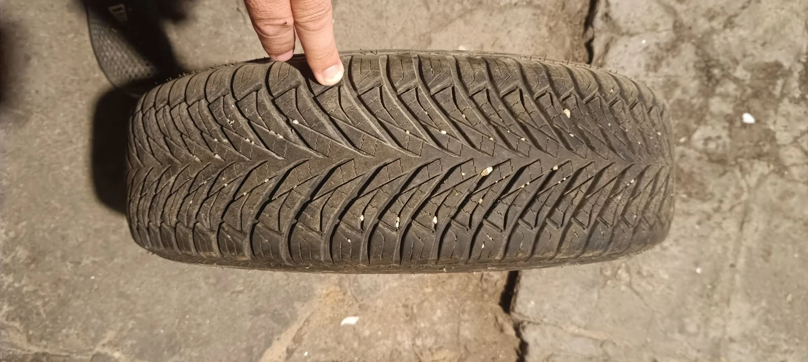    155/70R13  Peugeot 106 | Mobile.bg   3