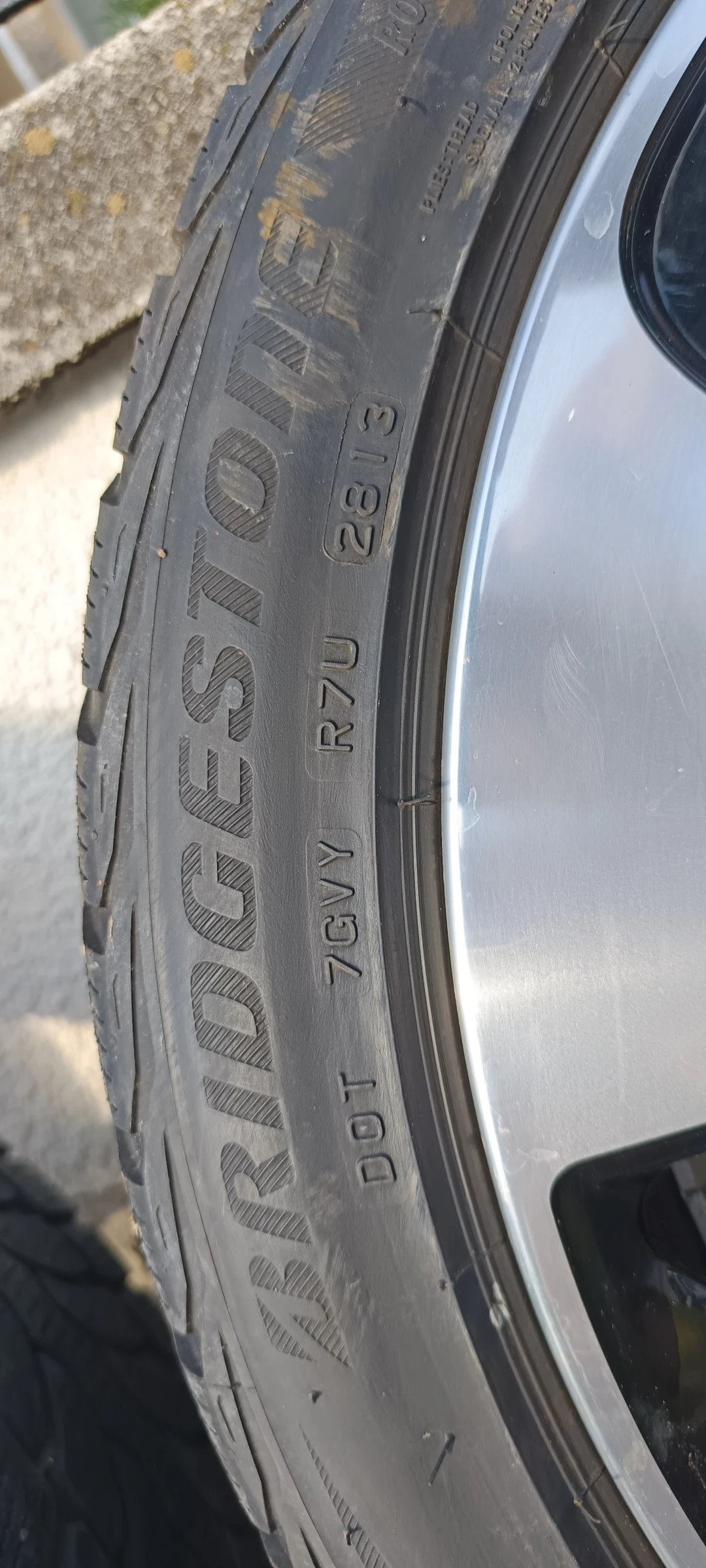 ���� � ������ 215/45R20 �� BMW i8 | Mobile.bg � ����������� 3