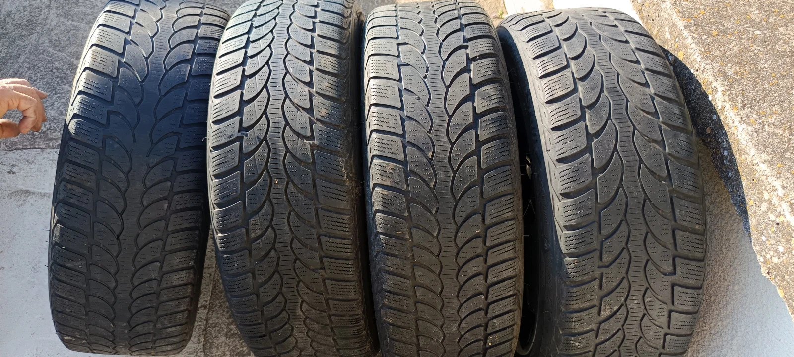 ���� � ������ 215/45R20 �� BMW i8 | Mobile.bg � ����������� 4