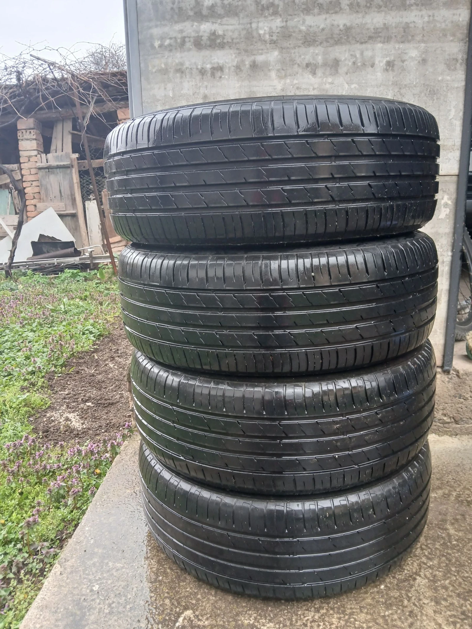 Гуми Летни 255/60R18, снимка 4 - Гуми и джанти - 54032315