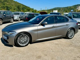 Alfa Romeo Giulia 2.2TURBO-150к.с-АВТОМАТ-ЛЕД-НАВИ-КОЖА, снимка 3
