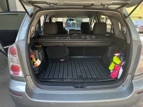 Toyota Corolla verso, снимка 11