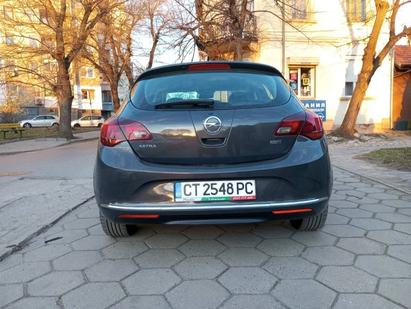 Opel Astra, снимка 5 - Автомобили и джипове - 48841144