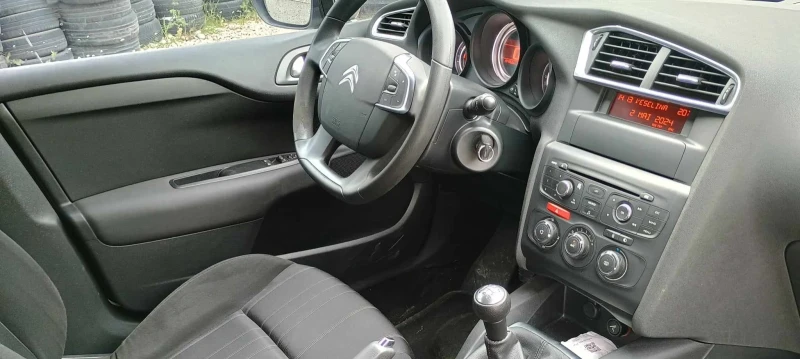 Citroen C4 1.4, снимка 11 - Автомобили и джипове - 48014288