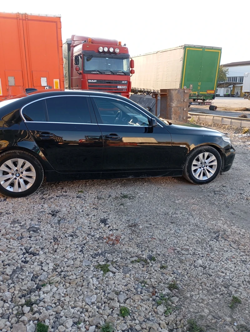 BMW 525, снимка 2 - Автомобили и джипове - 48700283